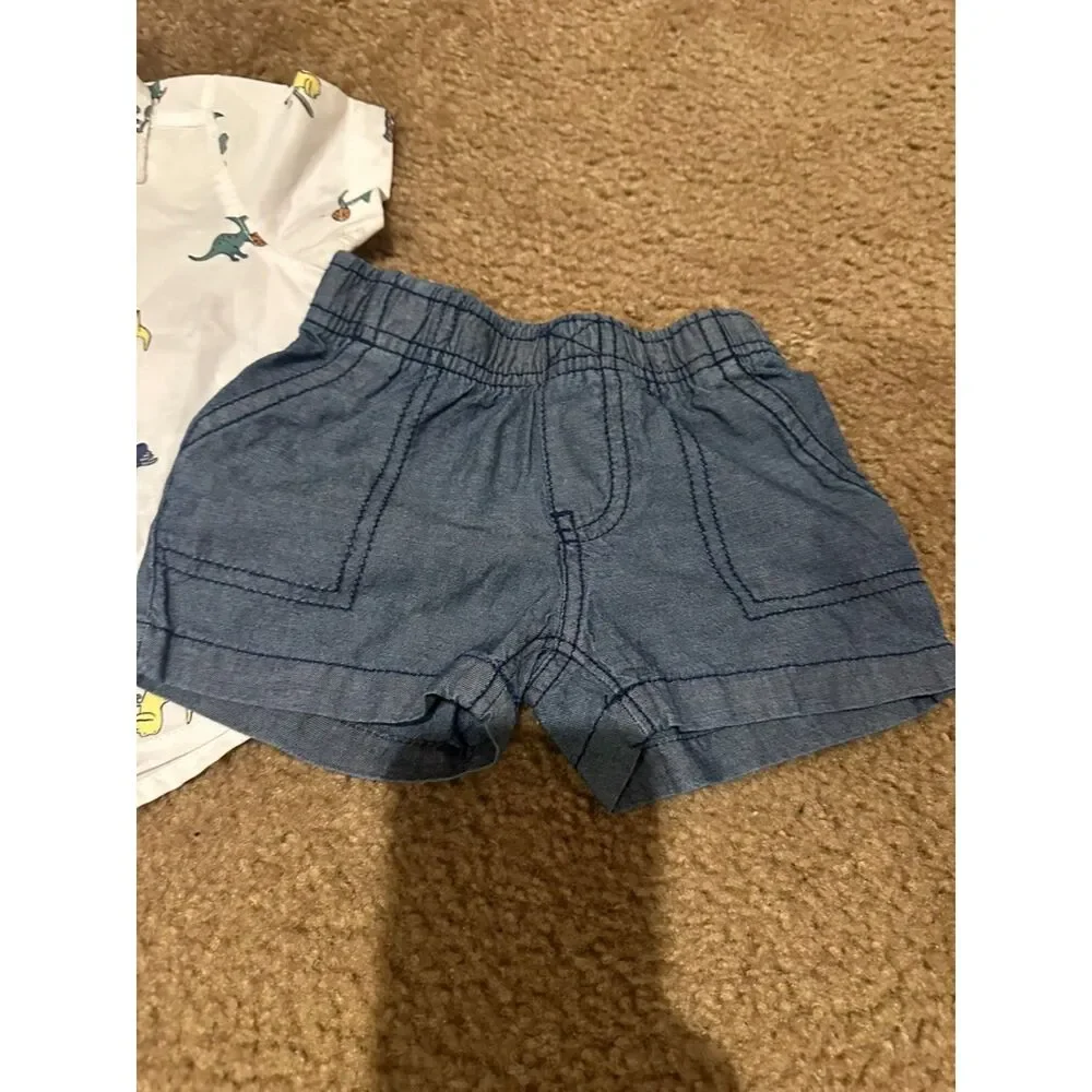 NWOT Carter's Two Piece Dinosaur Print Button Down Shirt & Shorts Size 3 Months
